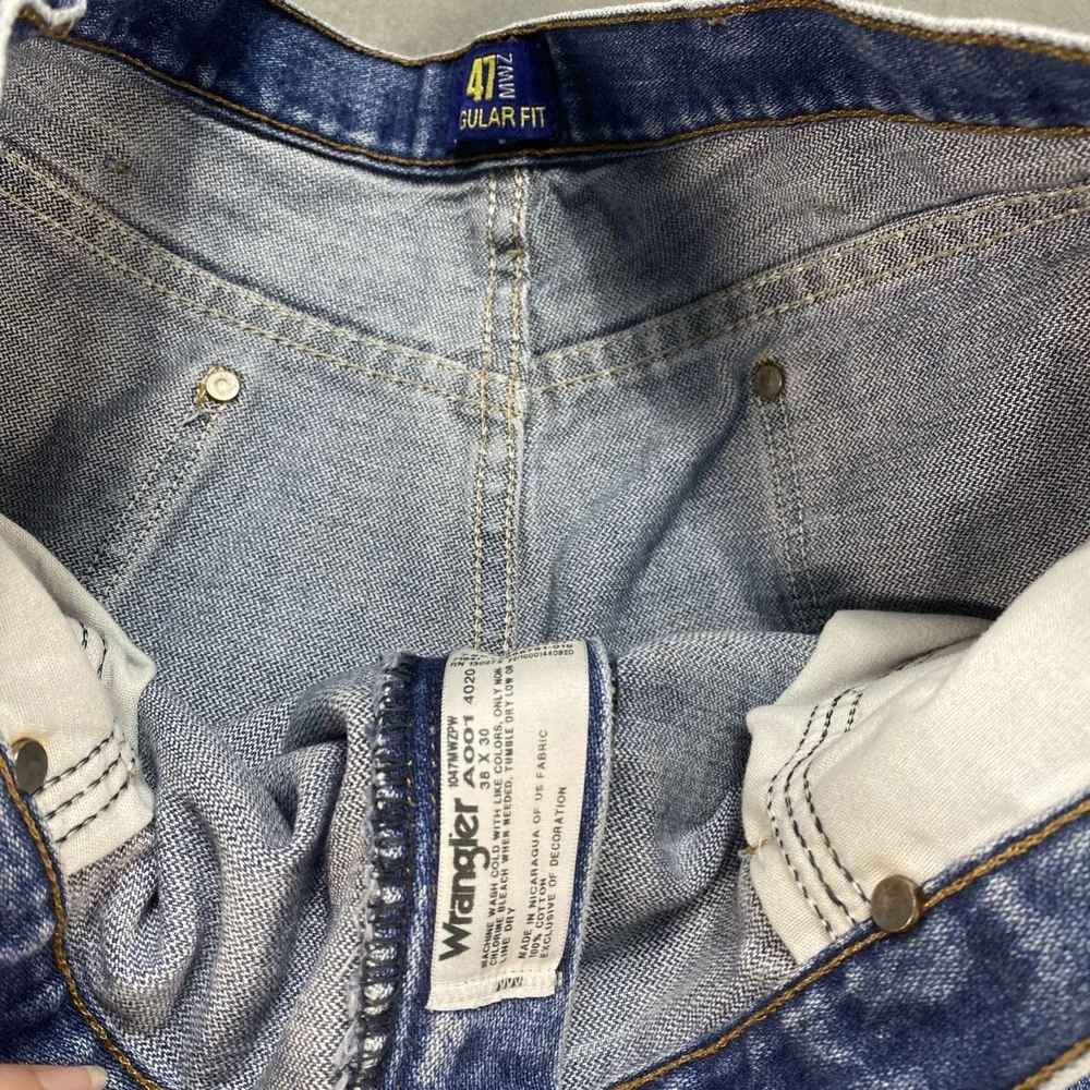 Wrangler Mens Jeans 47 MWZ Regular‎ Fit Medium Wash Blue 38x30 Workwear Cowboy